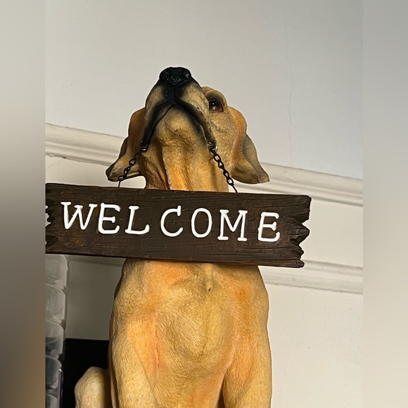 WELCOME Labrador Dog Statuette - Picture 4 of 4